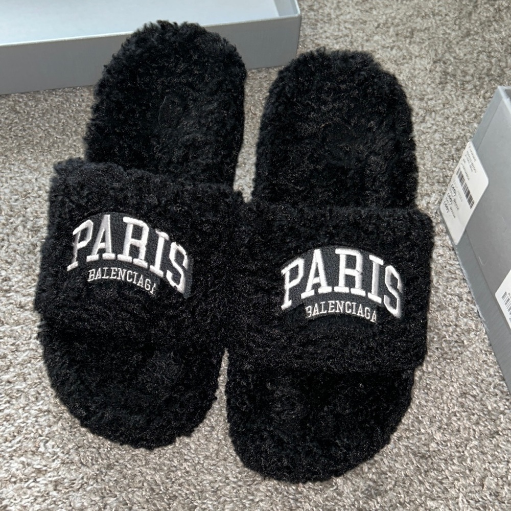 Balenciaga furry sandal
